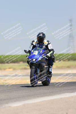 media/Aug-06-2023-TrackDaz (Sun) [[ac7f4f6367]]/C Group/wheelie bump/